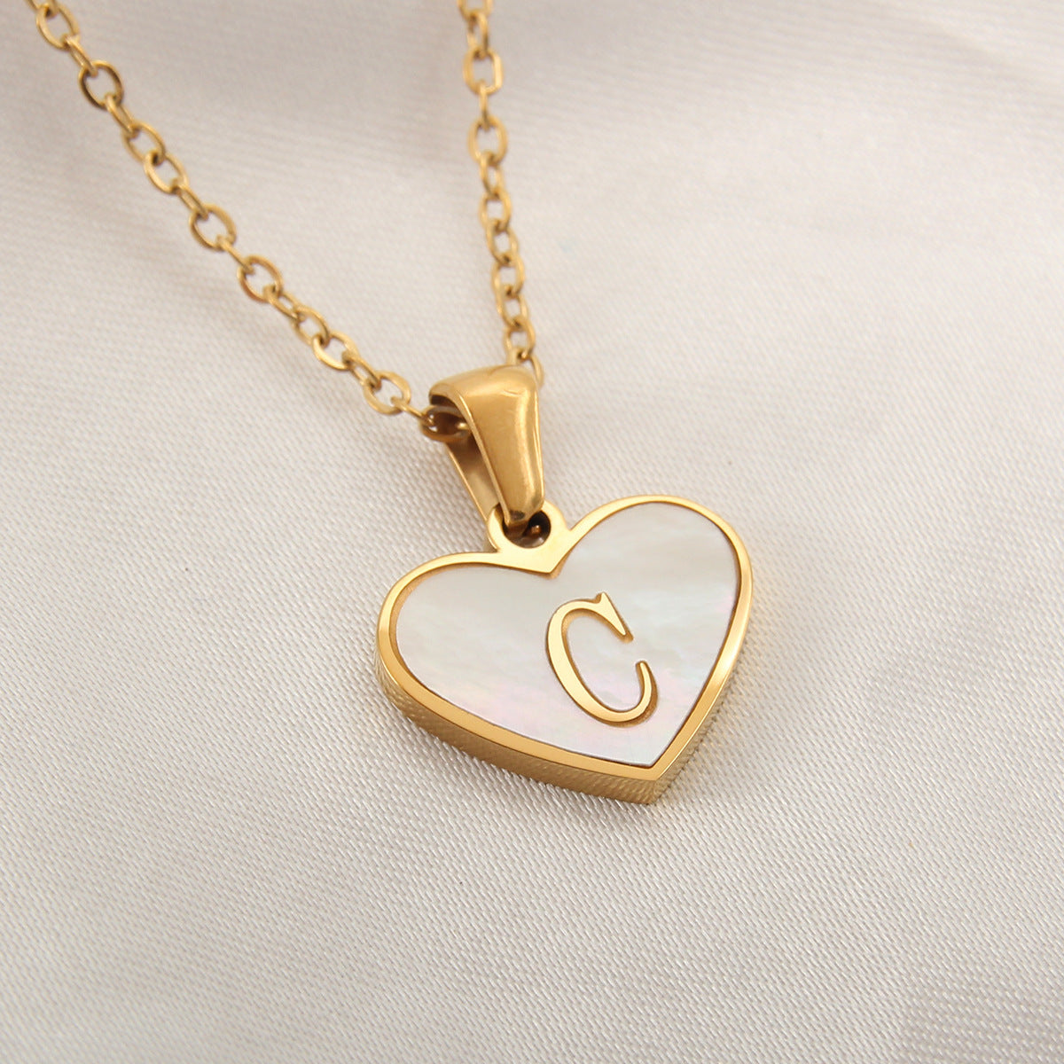 Collar Corazón con Letras - Concha Blanca & Personalizado
