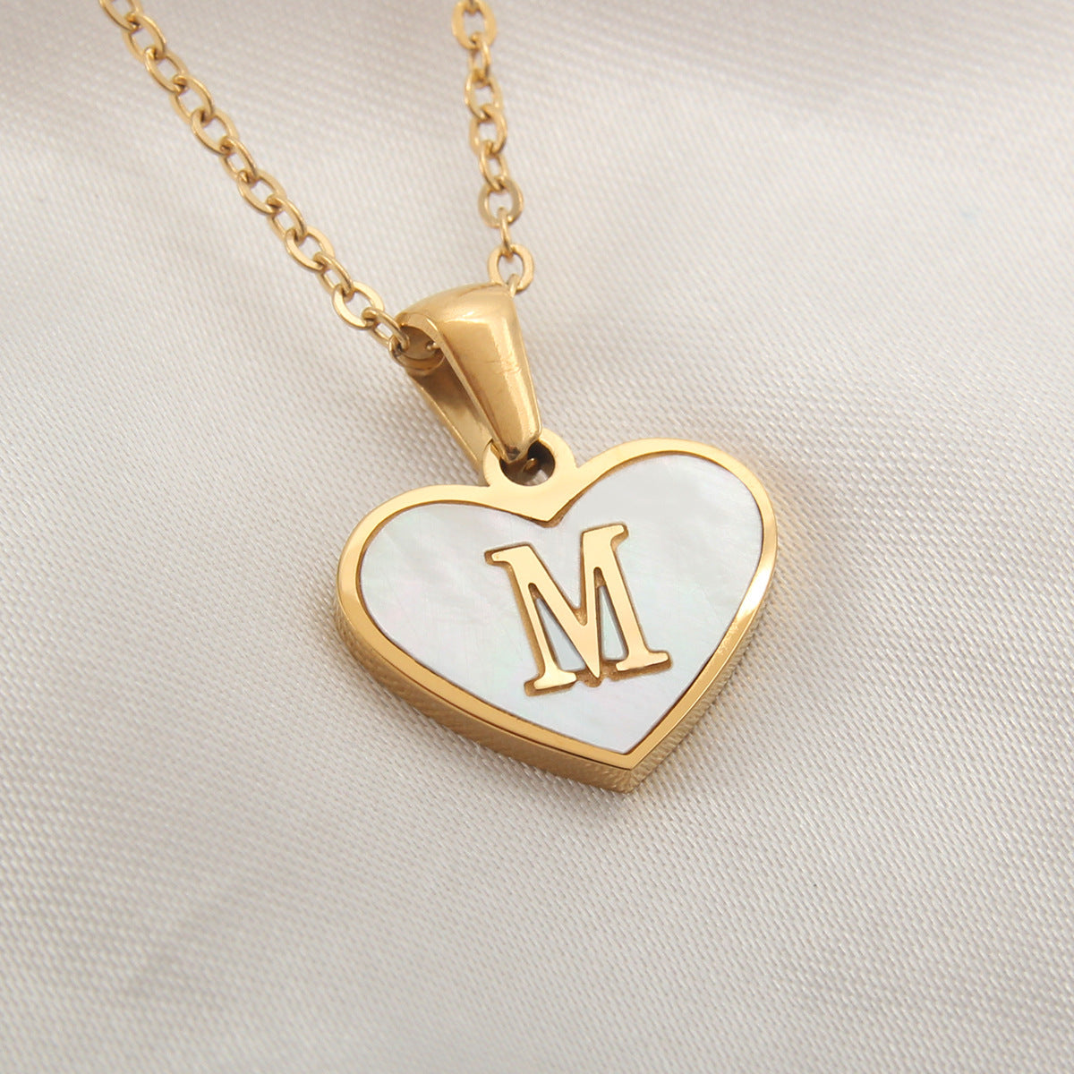 Collar Corazón con Letras - Concha Blanca & Personalizado
