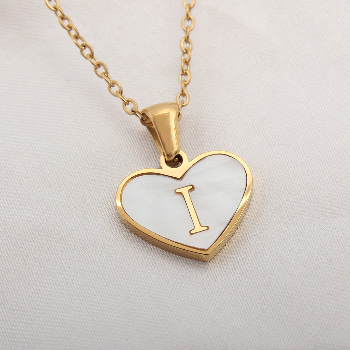 Collar Corazón con Letras - Concha Blanca & Personalizado