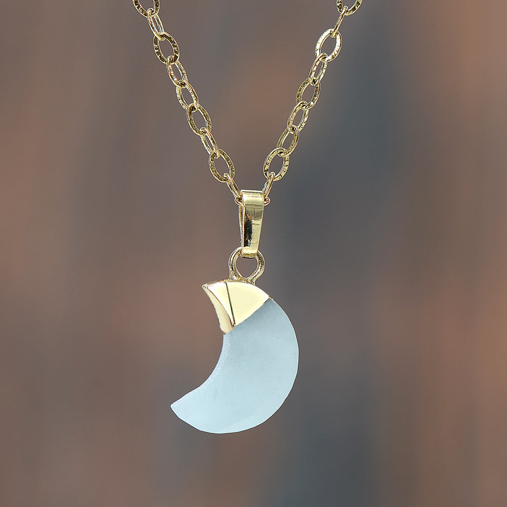Collar de Piedra Natural con Colgante Lunar